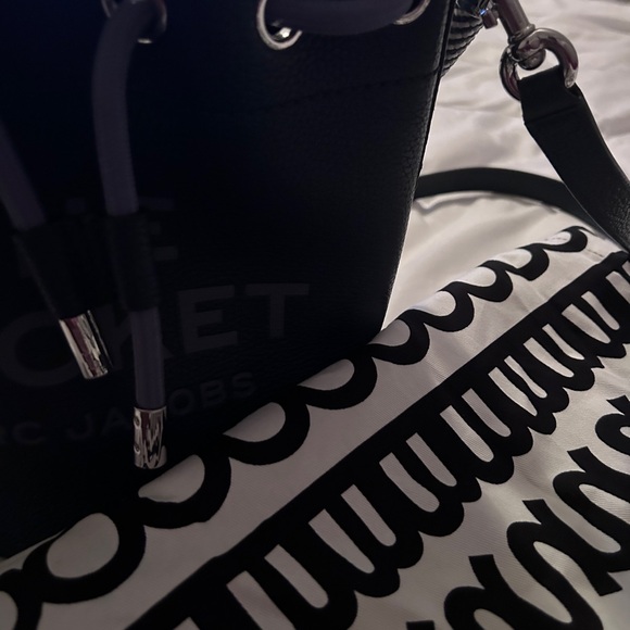 March Jacob’s bucket bag